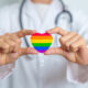 Orgulho LGBTQIA+ destaca luta por saúde e trabalho