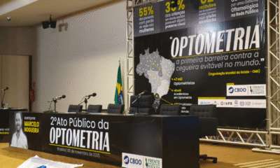 Ato em Brasília pede regulamentação da optometria